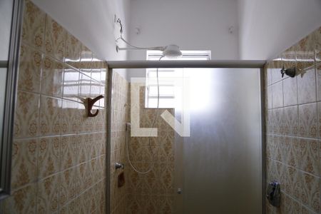 Casa para alugar com 178m², 3 quartos e 2 vagasBanheiro