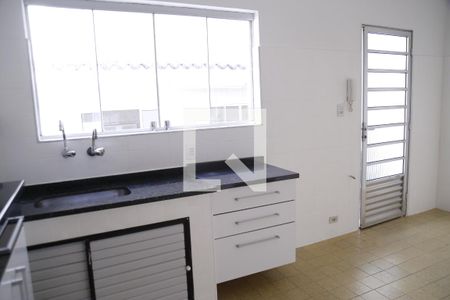 Casa para alugar com 178m², 3 quartos e 2 vagasCozinha