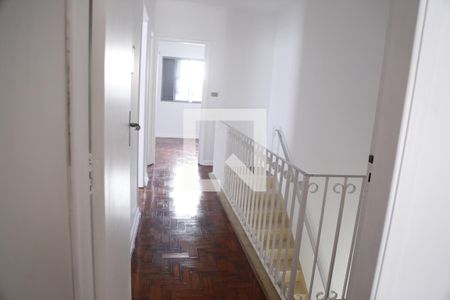 Casa para alugar com 178m², 3 quartos e 2 vagasCorredor