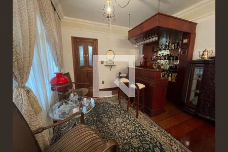 Casa à venda com 397m², 4 quartos e 4 vagas