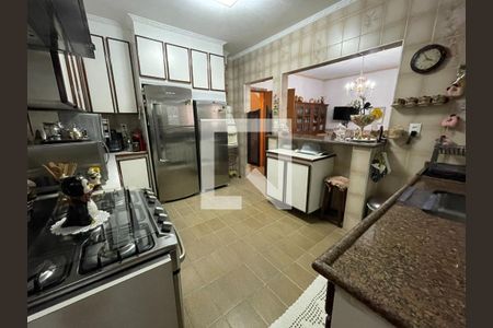 Casa à venda com 397m², 4 quartos e 4 vagas