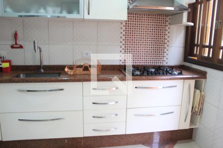 Casa à venda com 260m², 4 quartos e 4 vagasCozinha