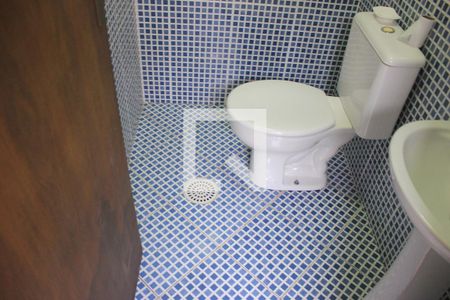 Casa à venda com 260m², 4 quartos e 4 vagasBanheiro da edícula