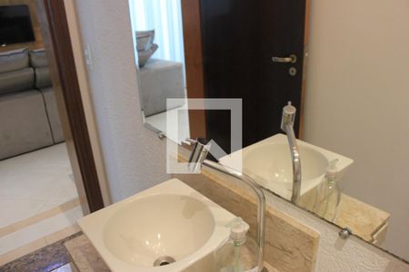 Casa à venda com 260m², 4 quartos e 4 vagasLavabo