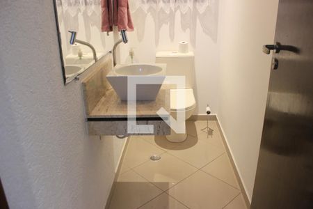 Casa à venda com 260m², 4 quartos e 4 vagasLavabo