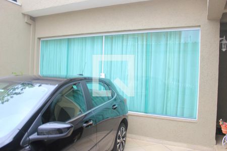 Casa à venda com 260m², 4 quartos e 4 vagasGaragem