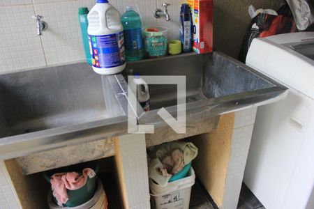 Casa à venda com 260m², 4 quartos e 4 vagasLavanderia