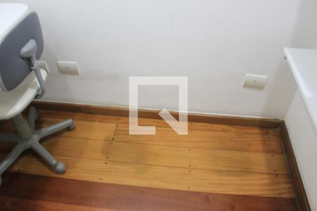 Casa à venda com 260m², 4 quartos e 4 vagasSala de estudos/escritório