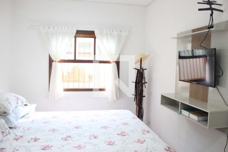 Casa à venda com 260m², 4 quartos e 4 vagasSuíte 1