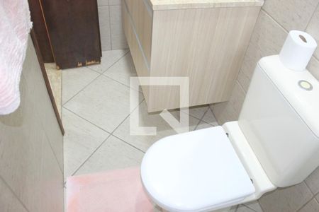 Casa à venda com 260m², 4 quartos e 4 vagasBanheiro da Suíte 2