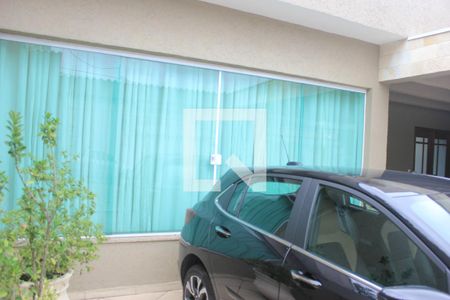 Casa à venda com 260m², 4 quartos e 4 vagasGaragem