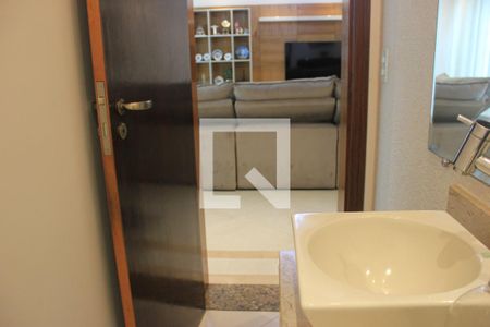 Casa à venda com 260m², 4 quartos e 4 vagasLavabo