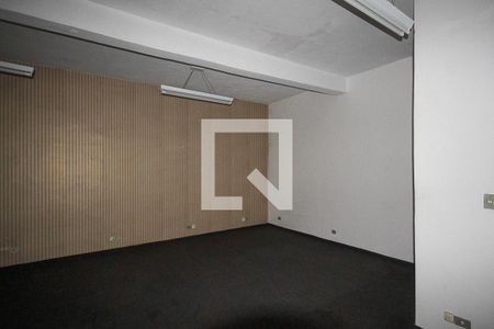 Casa à venda com 360m², 3 quartos e 5 vagas Casa à venda com 360m², 3 quartos e 5 vagasEdícula