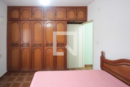 Casa à venda com 360m², 3 quartos e 5 vagas Casa à venda com 360m², 3 quartos e 5 vagasSuite