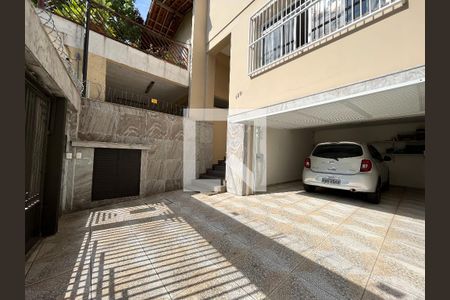 Casa à venda com 200m², 3 quartos e 2 vagasGaragem