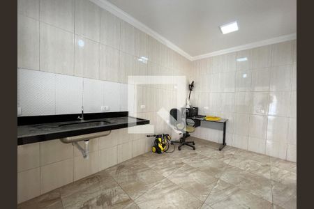 Casa à venda com 200m², 3 quartos e 2 vagasCozinha Edícula 