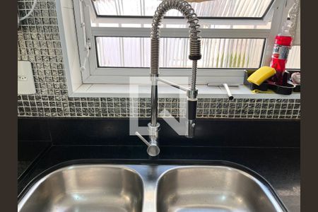 Casa à venda com 200m², 3 quartos e 2 vagasCozinha 