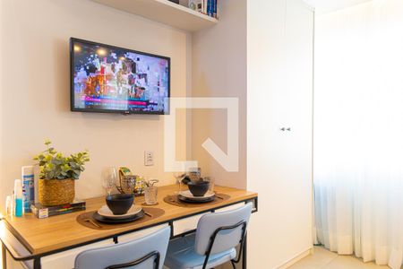 Sala/Quarto de kitnet/studio para alugar com 1 quarto, 26m² em Cerqueira César, São Paulo