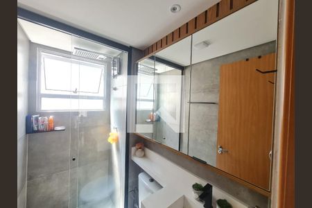 Apartamento à venda com 38m², 2 quartos e 1 vaga Apartamento à venda com 38m², 2 quartos e 1 vagaBanheiro social