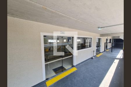 Apartamento à venda com 38m², 2 quartos e 1 vaga Apartamento à venda com 38m², 2 quartos e 1 vagaÁrea comum - Salão de festas