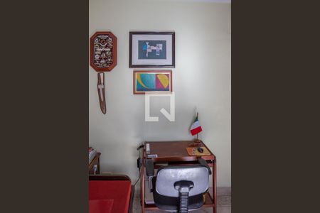 Apartamento à venda com 150m², 4 quartos e 2 vagasEscritório