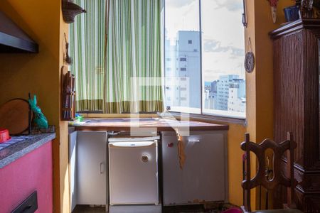 Apartamento à venda com 150m², 4 quartos e 2 vagasChurrasqueira