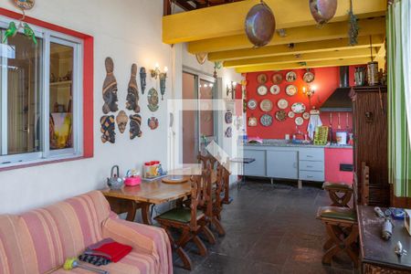 Apartamento à venda com 150m², 4 quartos e 2 vagasChurrasqueira