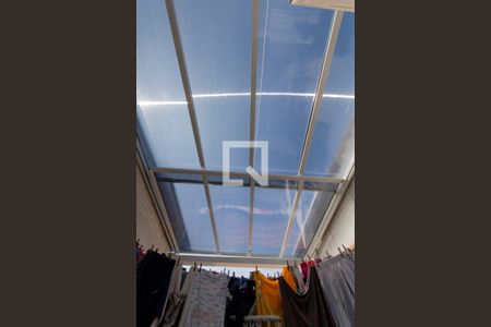 Casa à venda com 214m², 3 quartos e 2 vagas Casa à venda com 214m², 3 quartos e 2 vagasTelhado Retrátil Área de Serviço