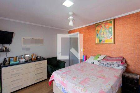 Casa à venda com 214m², 3 quartos e 2 vagas Casa à venda com 214m², 3 quartos e 2 vagasQuarto 2