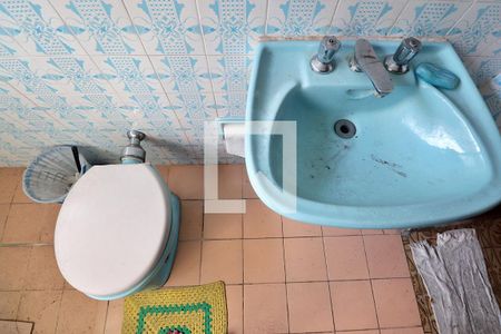 Casa à venda com 180m², 3 quartos e 8 vagasBanheiro 2