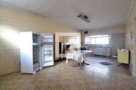Casa à venda com 180m², 3 quartos e 8 vagasCozinha