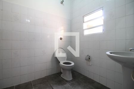 Casa à venda com 130m², 4 quartos e 1 vagaBanheiro do Quarto 3- Suíte