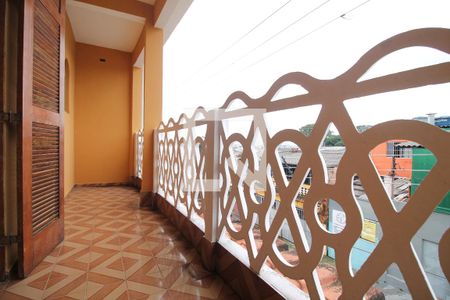 Casa à venda com 130m², 4 quartos e 1 vagavaranda do Quarto Suíte