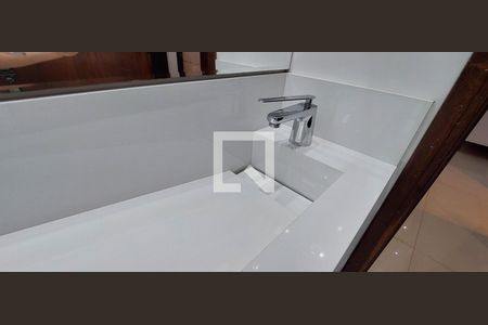 Apartamento à venda com 120m², 3 quartos e 2 vagas Apartamento à venda com 120m², 3 quartos e 2 vagasBanheiro 3