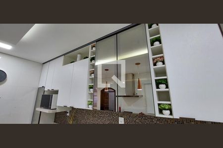 Apartamento à venda com 120m², 3 quartos e 2 vagas Apartamento à venda com 120m², 3 quartos e 2 vagasCozinha - Armários