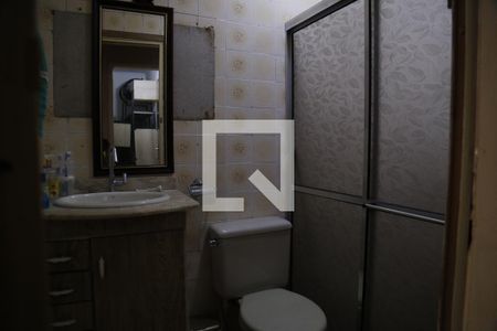 Casa à venda com 200m², 6 quartos e 2 vagasBanheiro 2