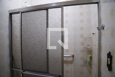 Casa à venda com 200m², 6 quartos e 2 vagasBanheiro 2