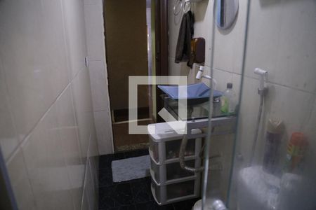 Casa à venda com 200m², 6 quartos e 2 vagasBanheiro 1