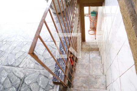 Casa à venda com 200m², 6 quartos e 2 vagasEscada varanda