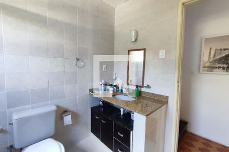 Casa de condomínio à venda com 150m², 3 quartos e 2 vagasBanheiro Social