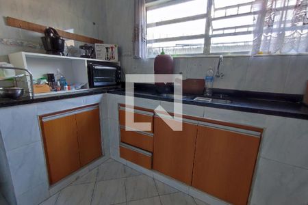 Casa de condomínio à venda com 150m², 3 quartos e 2 vagasCozinha - Armários