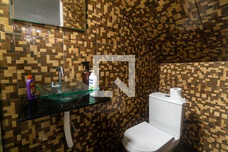 Casa à venda com 160m², 5 quartos e 1 vagaBanheiro de serviço