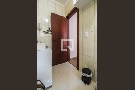 Casa de condomínio à venda com 220m², 4 quartos e 2 vagasBanheiro da Suíte