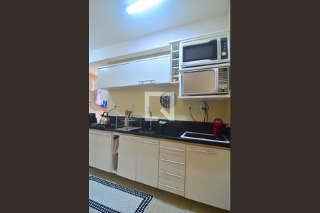 Apartamento à venda com 57m², 2 quartos e 1 vagaCozinha