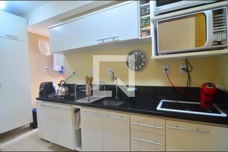 Apartamento à venda com 57m², 2 quartos e 1 vagaCozinha