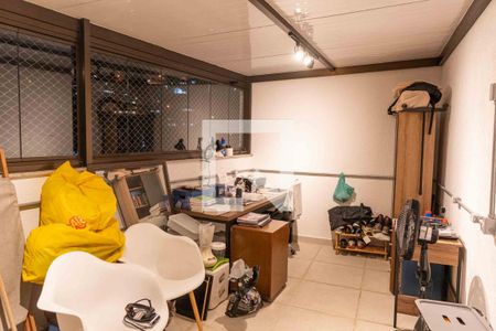 Apartamento à venda com 134m², 2 quartos e 2 vagasEscritório