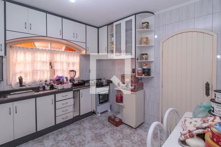 Casa à venda com 150m², 3 quartos e 2 vagas Casa à venda com 150m², 3 quartos e 2 vagasCozinha