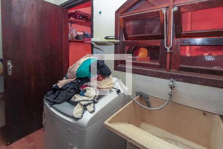 Casa à venda com 150m², 3 quartos e 2 vagas Casa à venda com 150m², 3 quartos e 2 vagasÁrea de Serviço