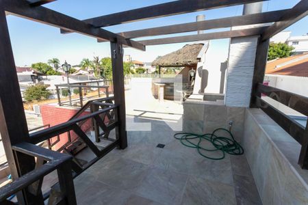 Casa à venda com 350m², 3 quartos e 6 vagasChurrasqueira