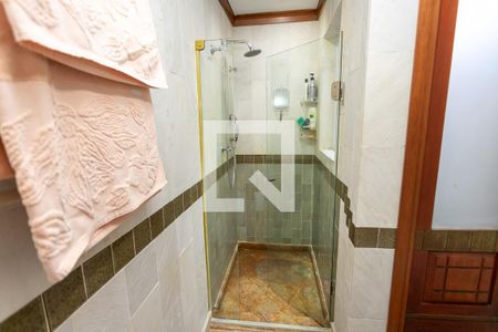 Casa à venda com 350m², 3 quartos e 6 vagasBanheiro